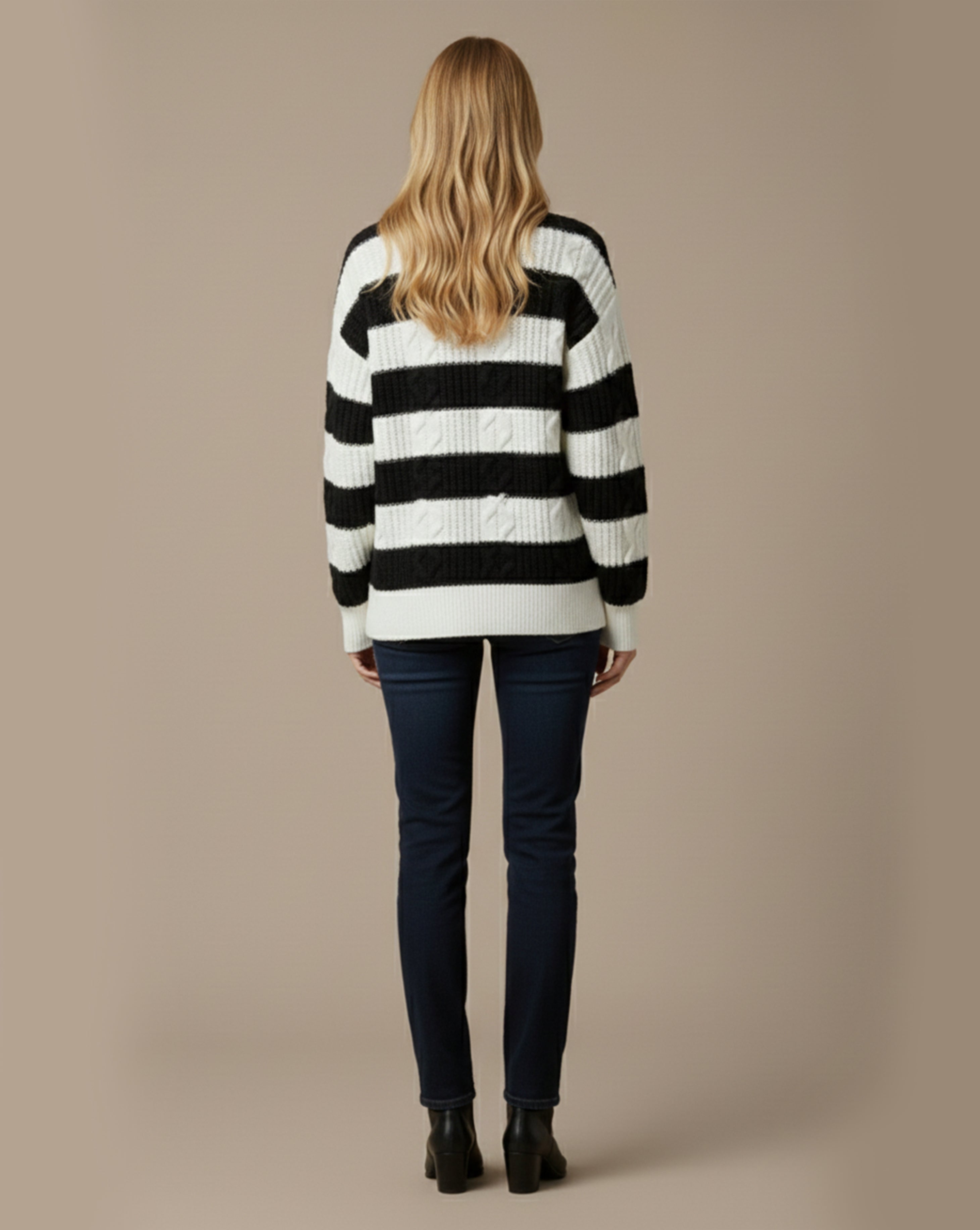 Jaya Loose Sweater